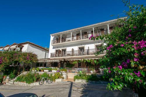 Hostal Pension Holidays