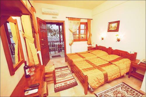 Hostal Guesthouse Papachristou