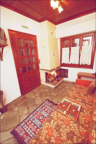 Hostal Guesthouse Papachristou