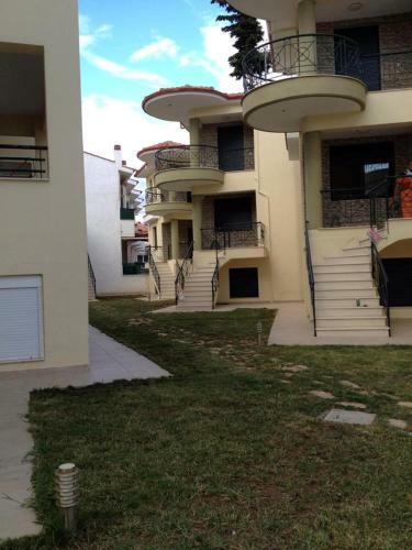 Andreas Maisonettes And Apartments