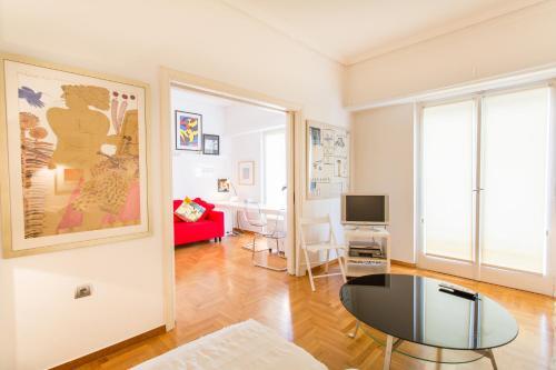 Two-bedroom Apartment Kolonaki