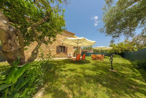 Artemis Luxury Villa