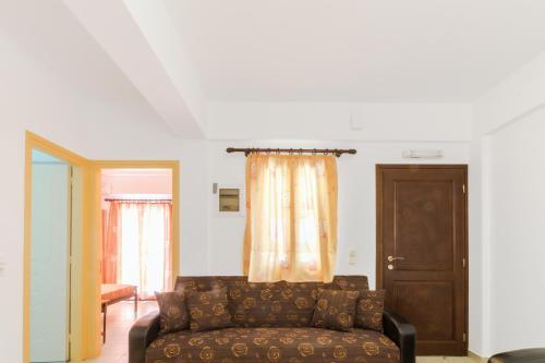 Rousolakos Apartments