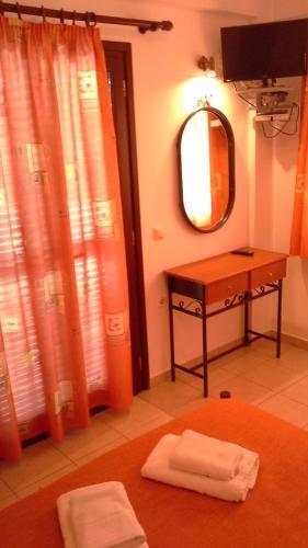Rousolakos Apartments