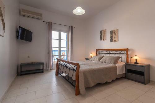 Hotel Polyegos View