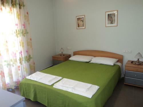 Violeta Apartments