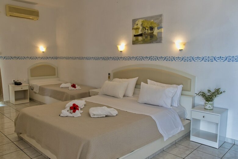 Aparthotel Castri Village Hotel