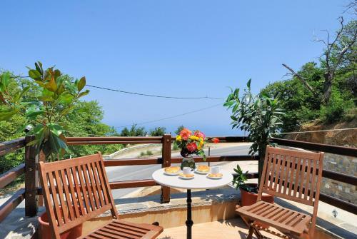 Hostal Nikolaou House