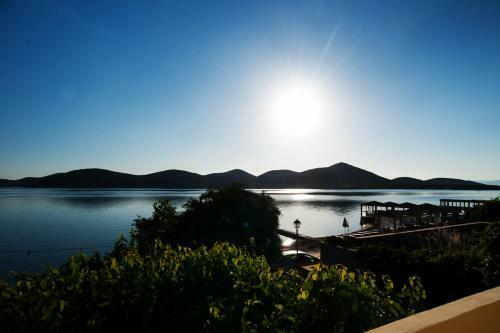 Apartamento Christina Boutique Studios Elounda