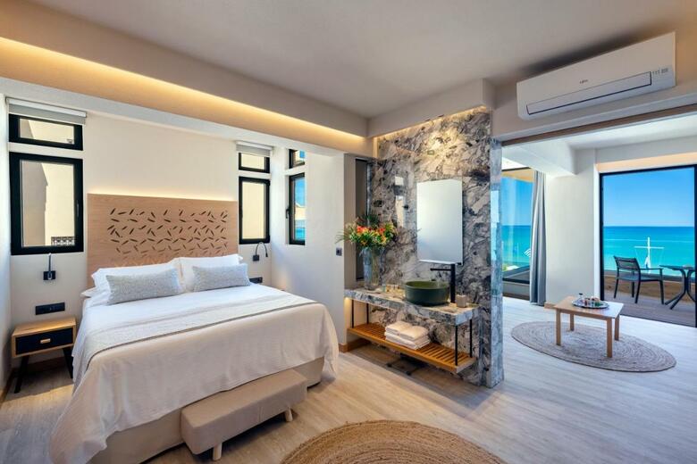 Atlantis Beach Hotel