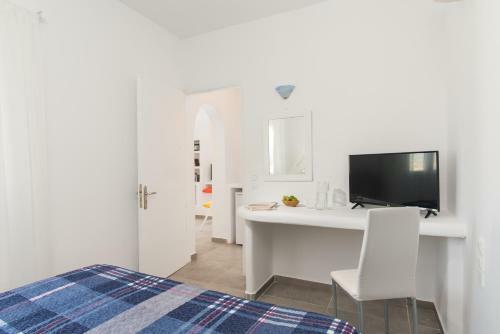 Hostal Alexandros Village