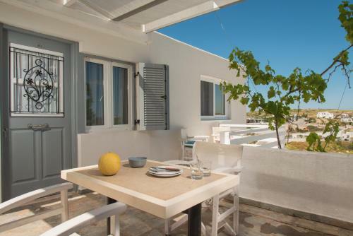Hostal Alexandros Village