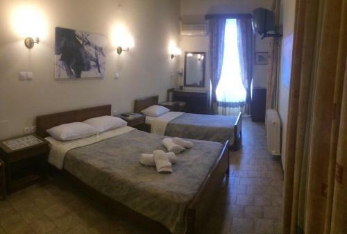 Hostal Gythion Traditional Hotel