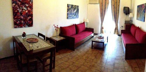Hostal Gythion Traditional Hotel