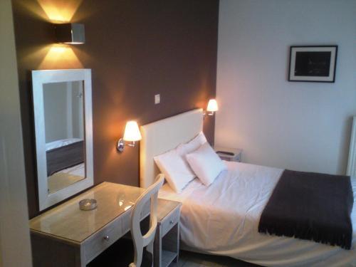 Hotel Adonis