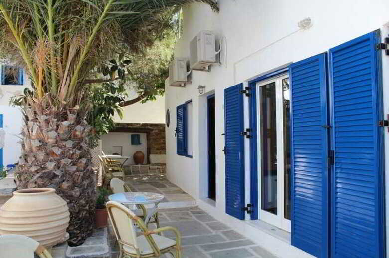 Hostal Zinas Pansion