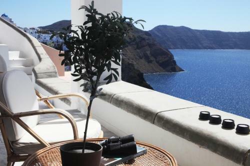 Beautiful Oia Villa