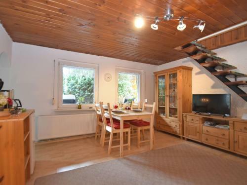 Modern Holiday Home In Guntersberge With Fish Pond