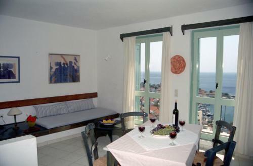 Aparthotel Astra Village