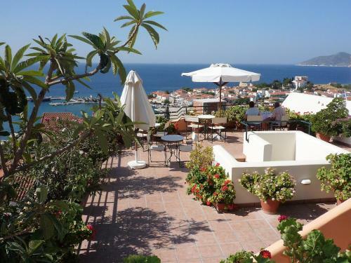Aparthotel Astra Village