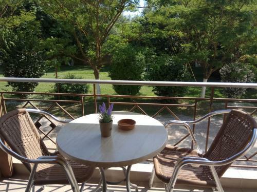 Apartamento Zisis Garden Studios