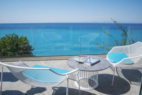Hostal The Ionian View