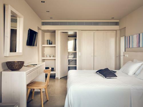 Ionian Hill Hotel