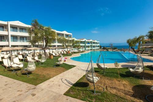 Robolla Beach Aparthotel