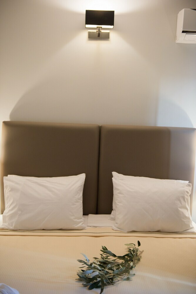 Regalo Apartments