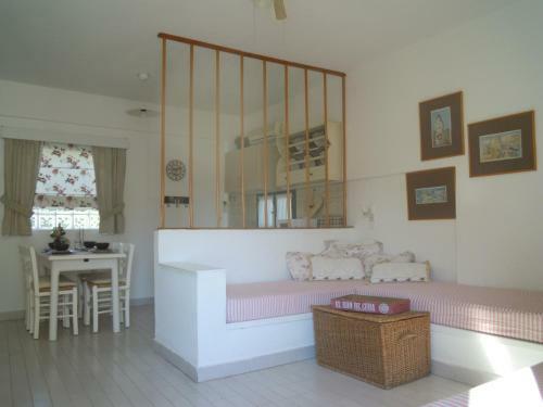 Palemilos Apartments