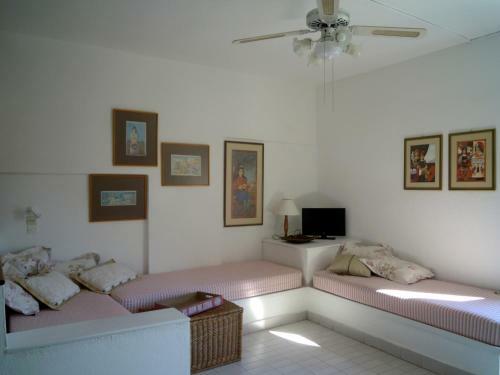 Palemilos Apartments