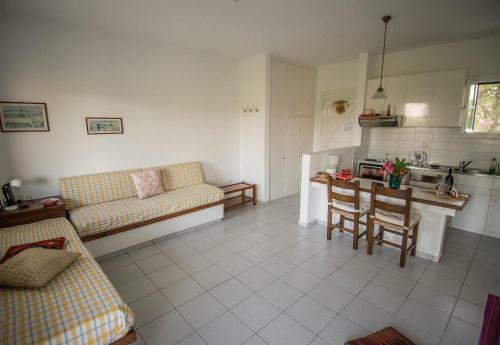 Eressos Ilios Apartments