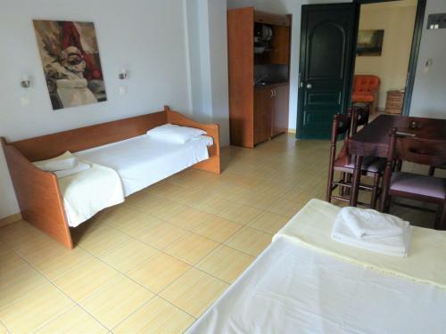 Dolphins Apartments & Rooms