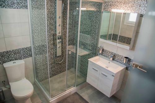 Hostal Leonidas House