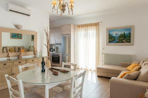 Panos Apartment Naousa
