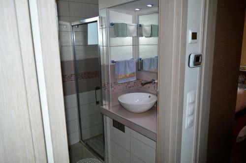 Apartamento Sandra's Sea View At Sounio