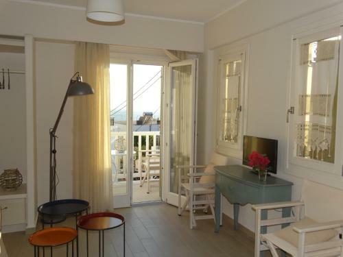 Hostal Anassa Suites