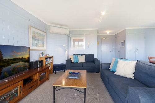 Newcastle Terraces & Apartments - Flagstaff Apartment