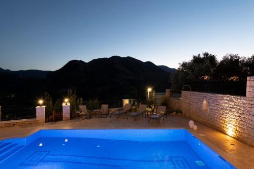 Apartamento Ageri Traditional Villa