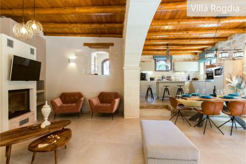 Villas Elia & Myrtia