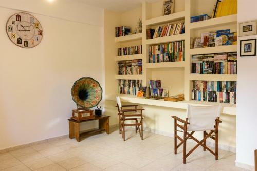 Argyro Apartments And Studios