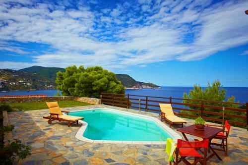 Porto Skopelos Villas