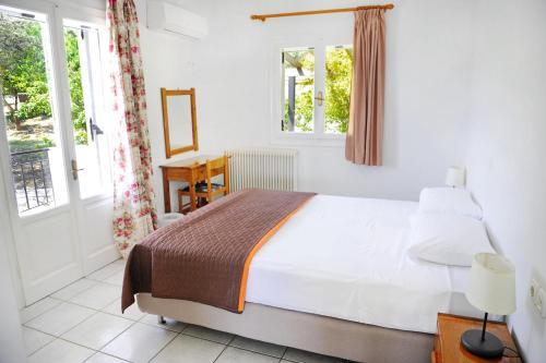 Korakias Skorpidi Villas