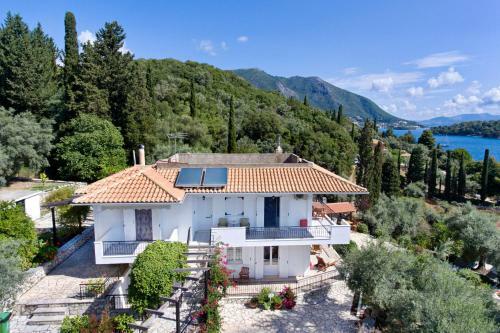 Korakias Skorpidi Villas