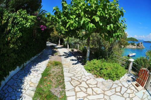 Korakias Skorpidi Villas