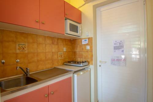 Paradise Apartments