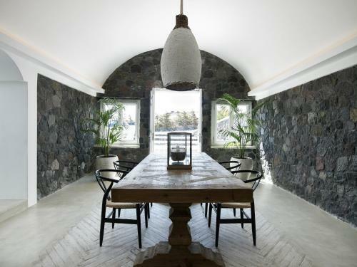 Amor Hideaway Villas