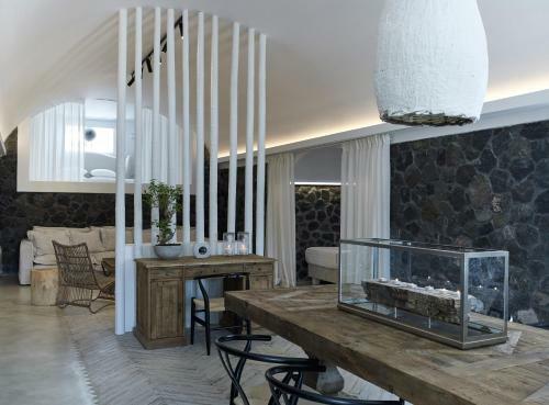 Amor Hideaway Villas
