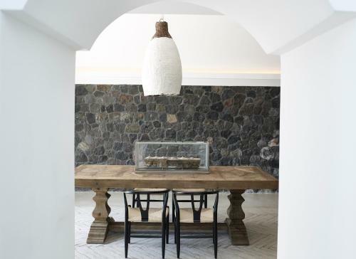 Amor Hideaway Villas