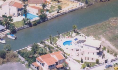 Villa Tasos